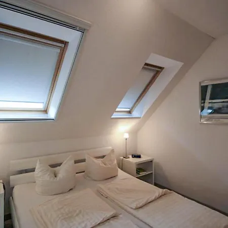 H44 Og Apartamento Röbel